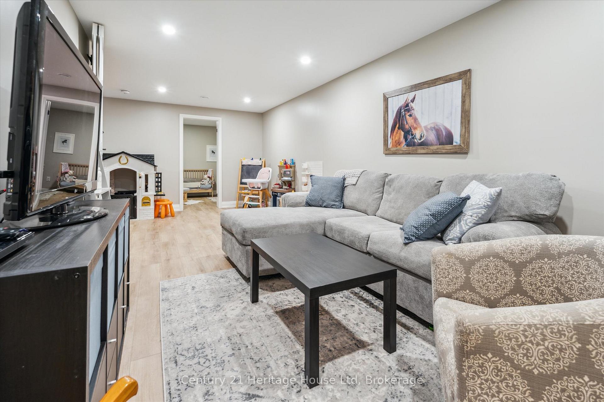 Photo 29 of 111 Jacks Way, Wellington North, Mount Forest — HOMEH