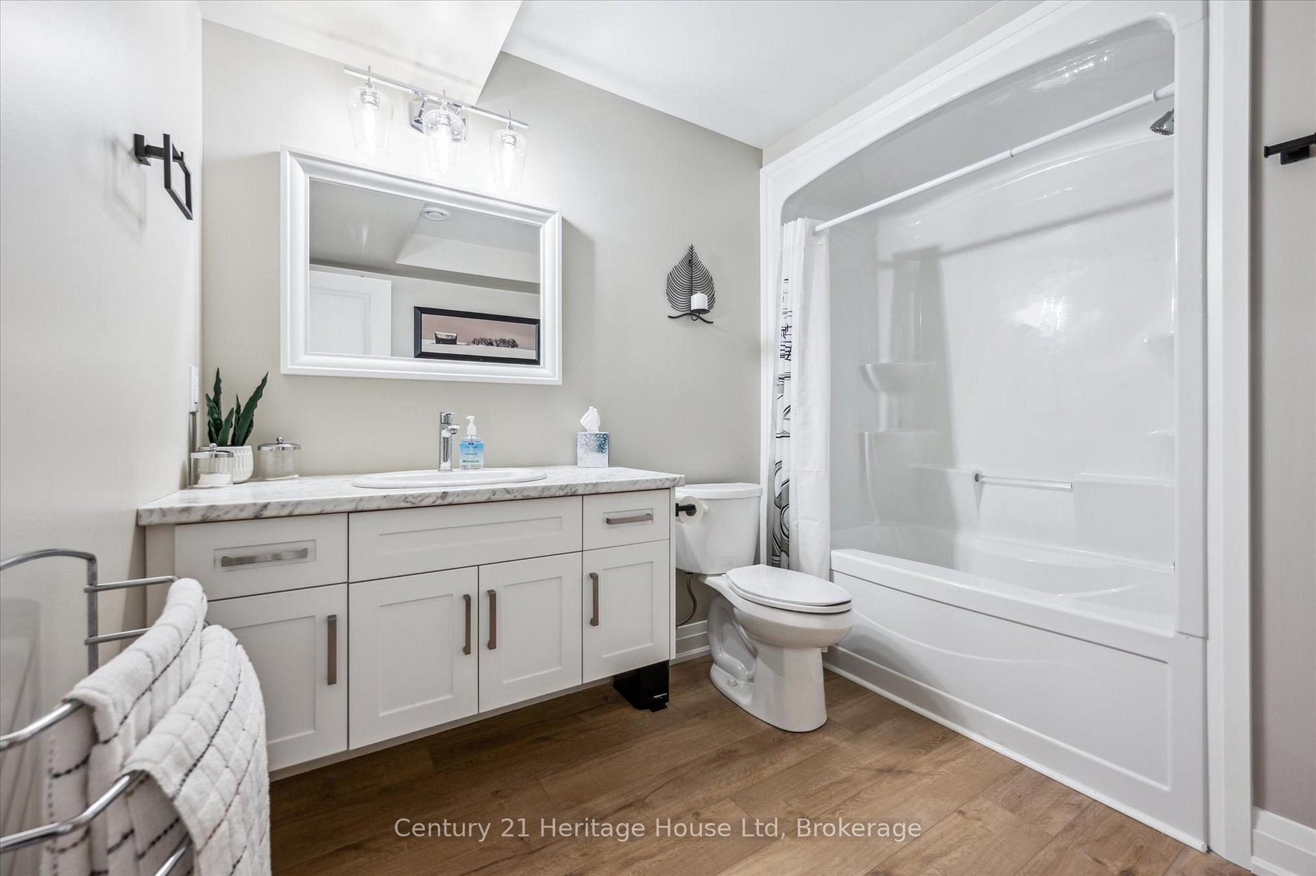Photo 31 of 111 Jacks Way, Wellington North, Mount Forest — HOMEH