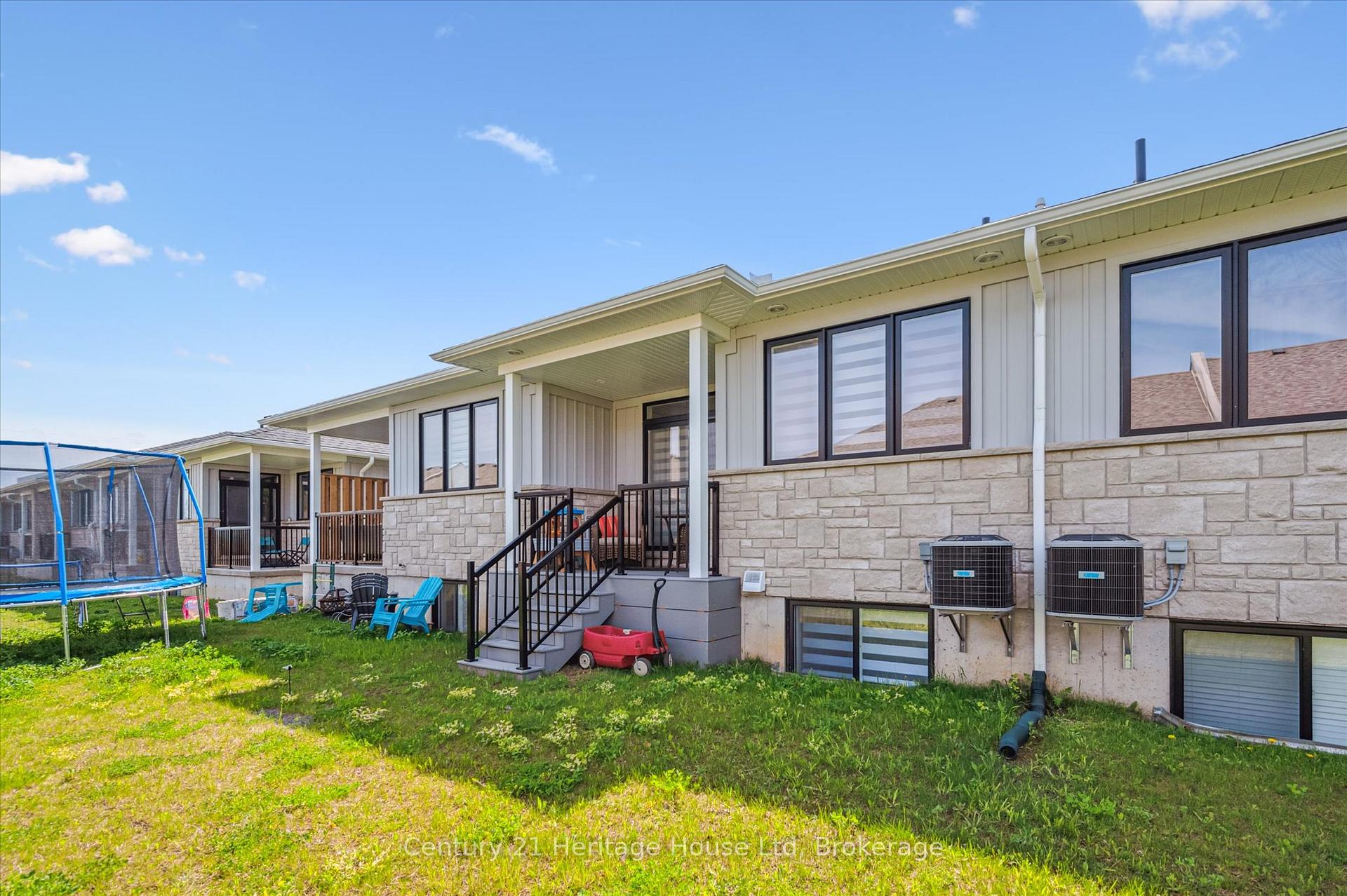 Photo 39 of 111 Jacks Way, Wellington North, Mount Forest — HOMEH