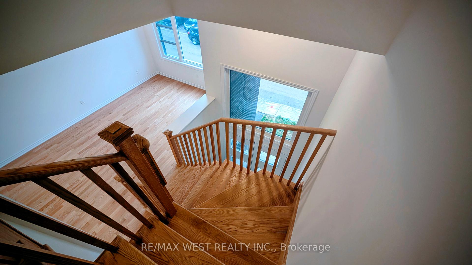Photo 15 of 95 Paradox Street, Vaughan, Elder Mills — HOMEH