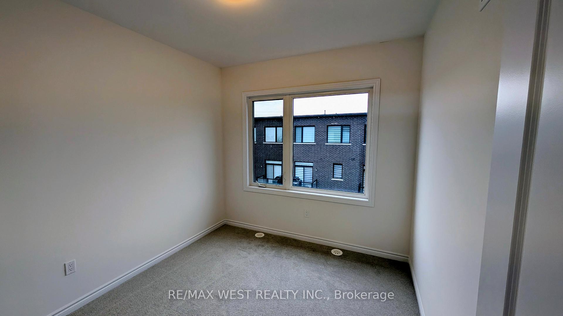 Photo 16 of 95 Paradox Street, Vaughan, Elder Mills — HOMEH