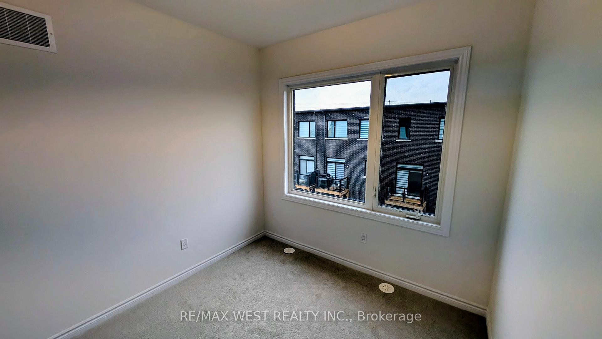 Photo 18 of 95 Paradox Street, Vaughan, Elder Mills — HOMEH