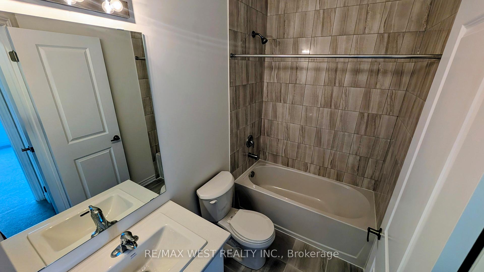 Photo 25 of 95 Paradox Street, Vaughan, Elder Mills — HOMEH