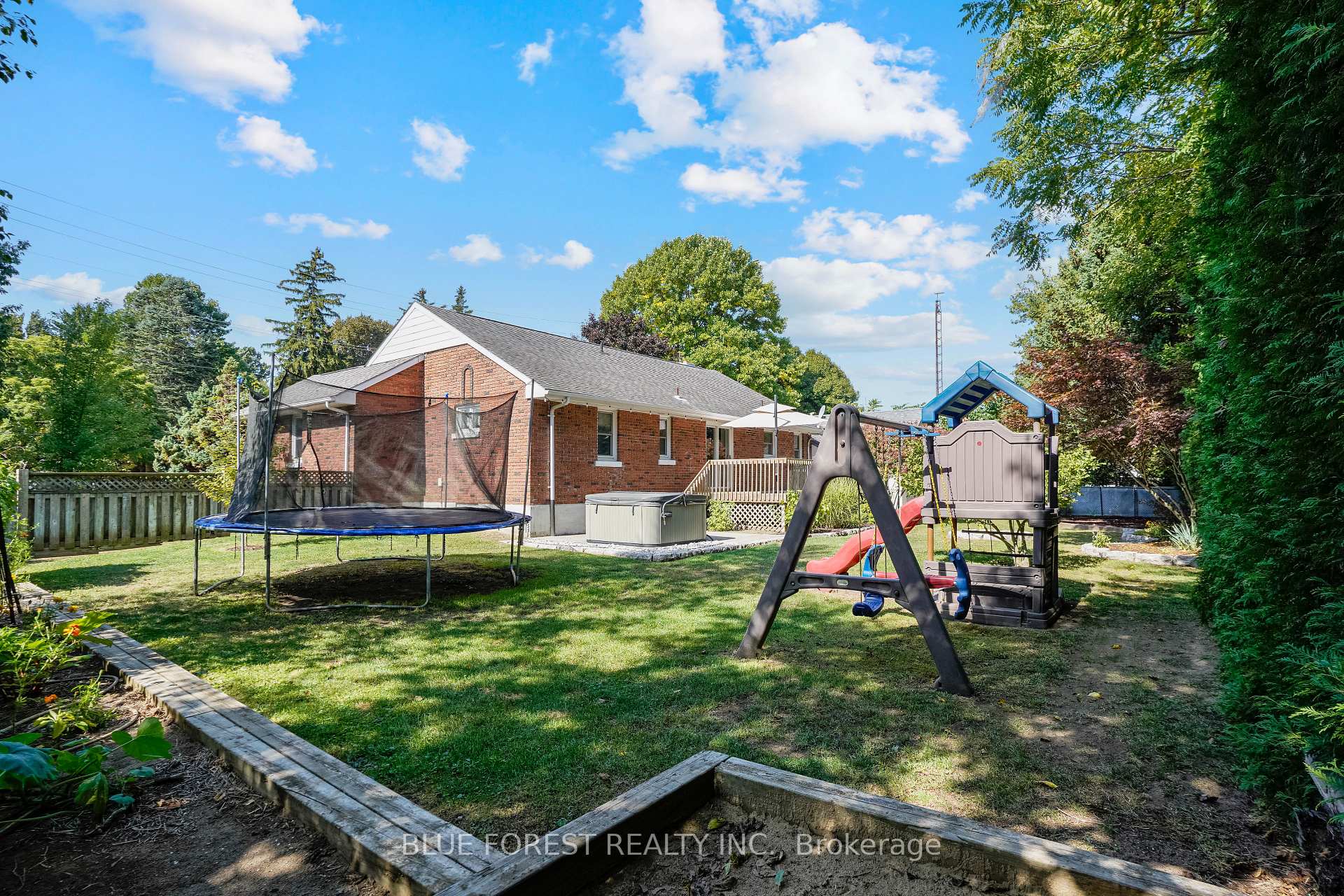Photo 7 of 151 Graham Road, West Elgin, West Lorne — HOMEH