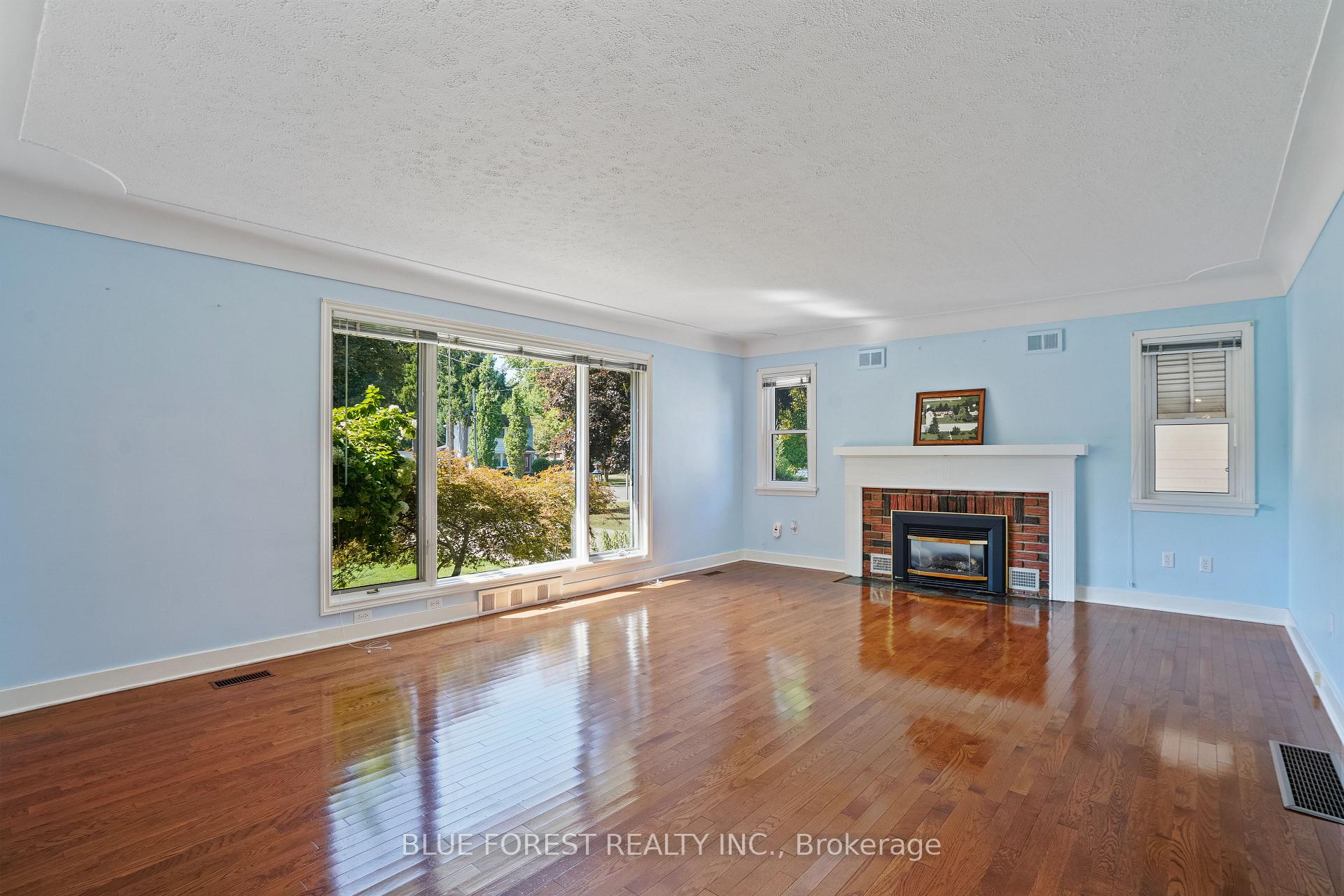 Photo 12 of 151 Graham Road, West Elgin, West Lorne — HOMEH