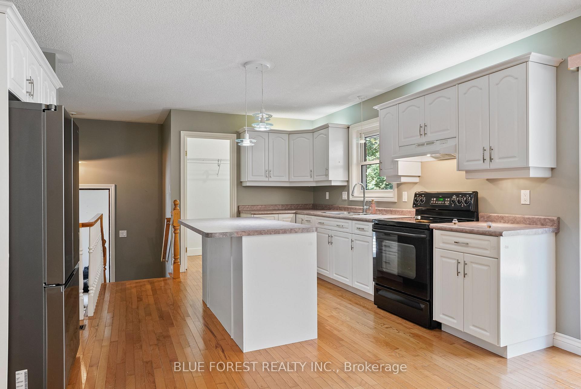 Photo 15 of 151 Graham Road, West Elgin, West Lorne — HOMEH