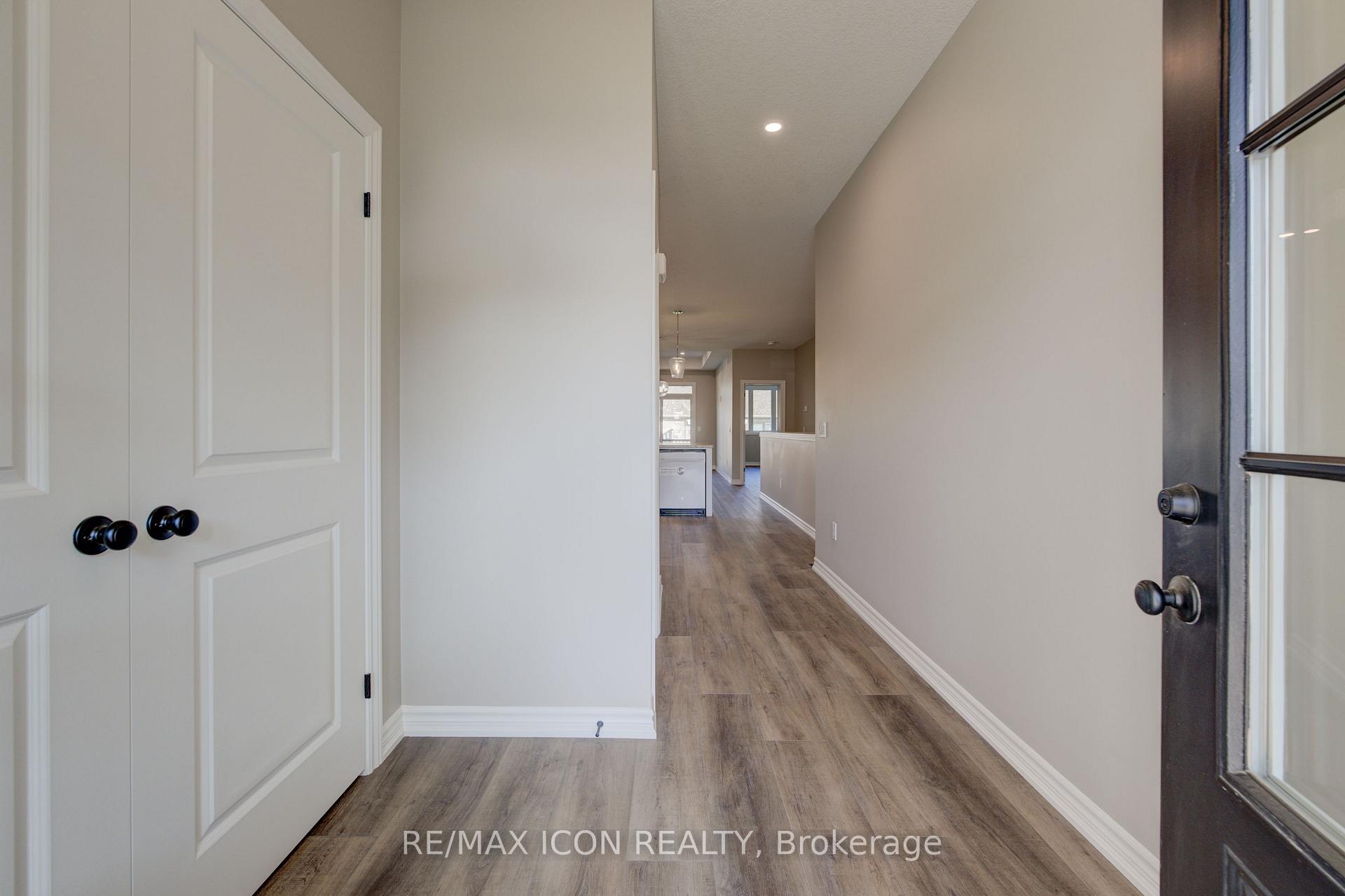 Photo 5 of 103 Jacks Way, Wellington North, Mount Forest — HOMEH