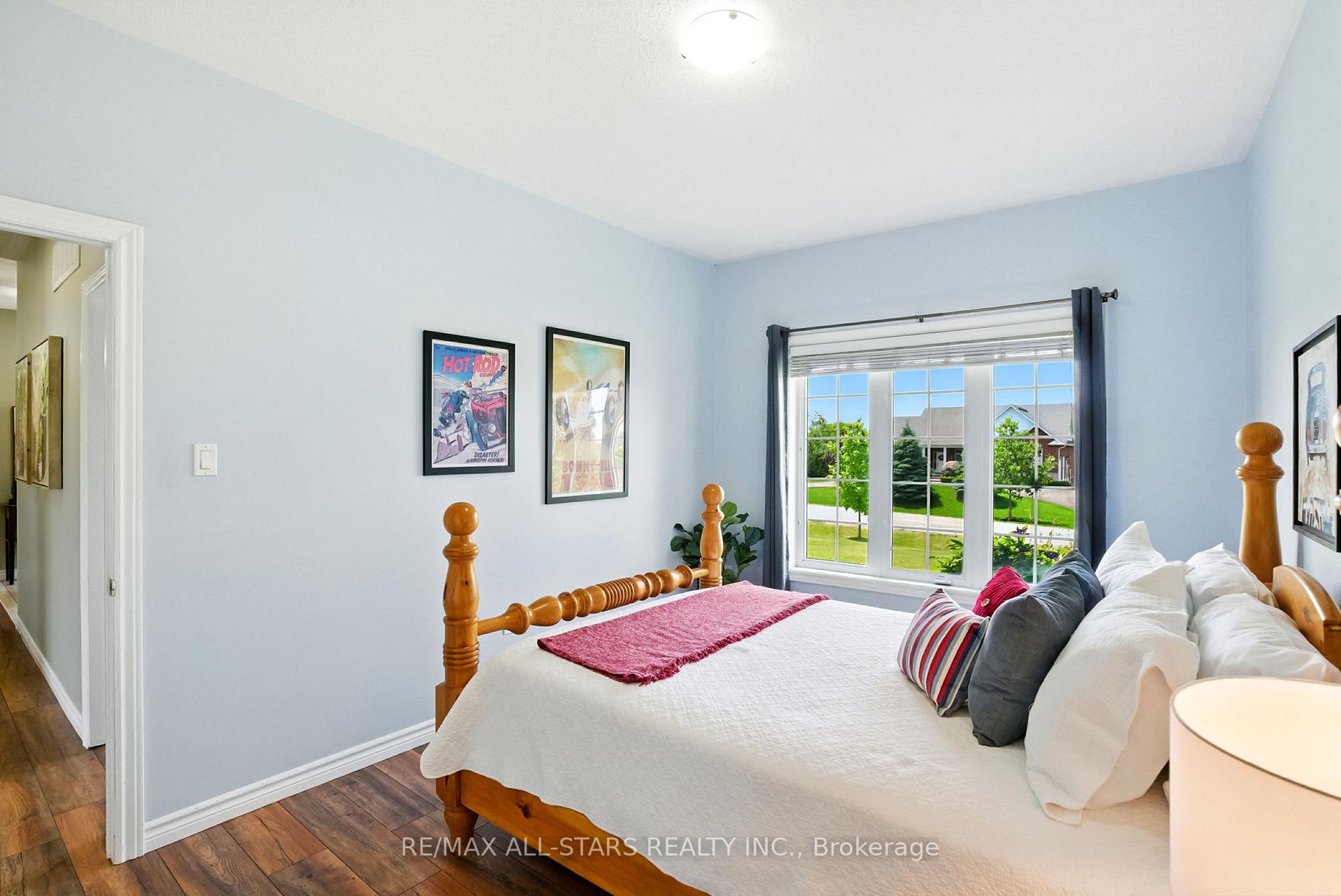 Photo 28 of 28 Bagshaw Crescent, Uxbridge, Rural Uxbridge — HOMEH