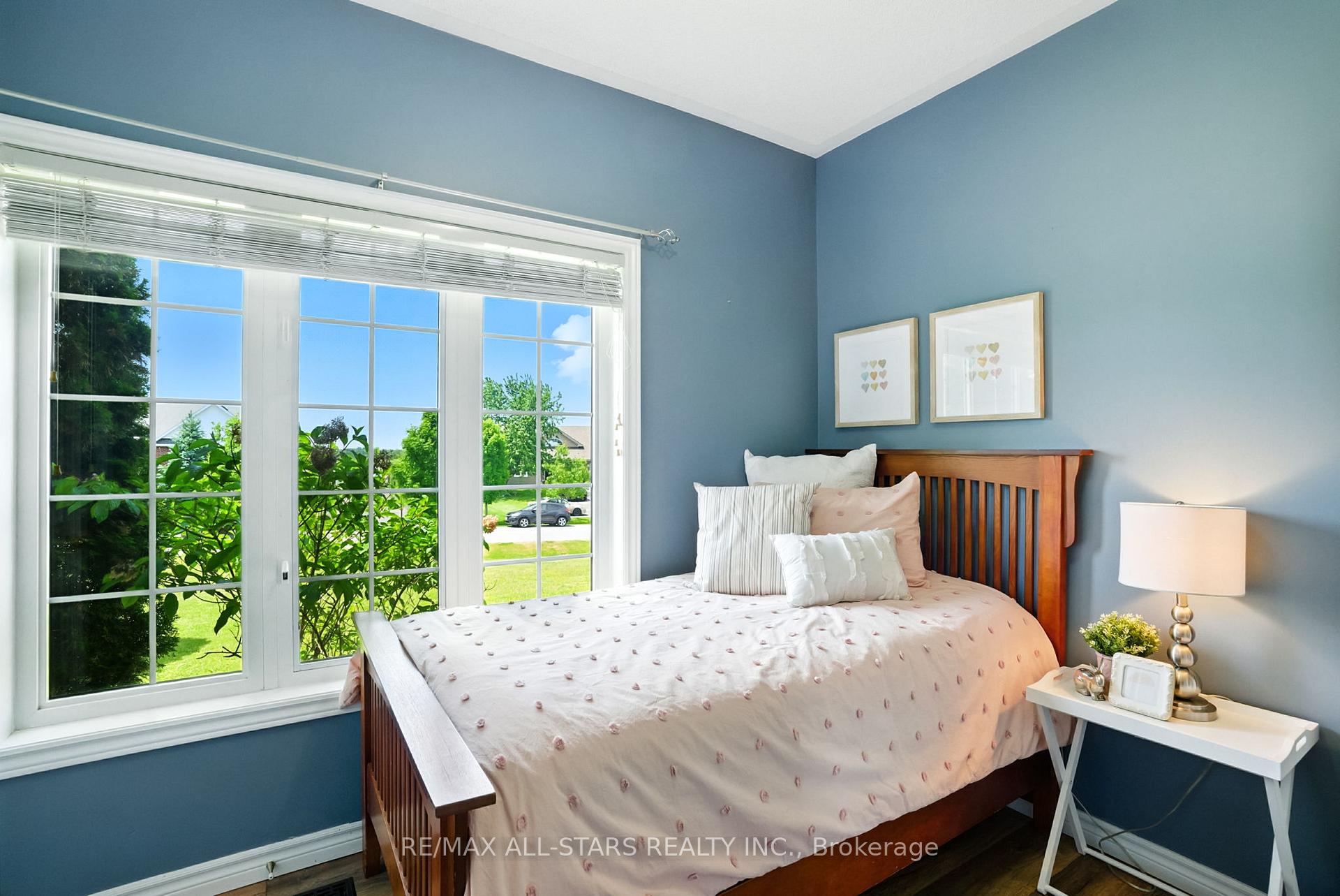 Photo 31 of 28 Bagshaw Crescent, Uxbridge, Rural Uxbridge — HOMEH