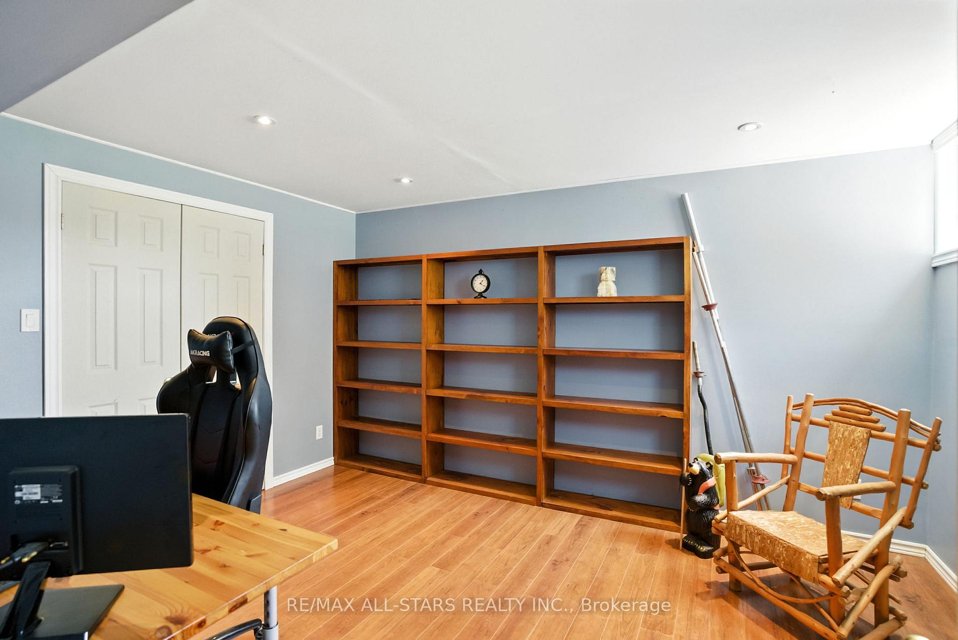 Photo 33 of 28 Bagshaw Crescent, Uxbridge, Rural Uxbridge — HOMEH