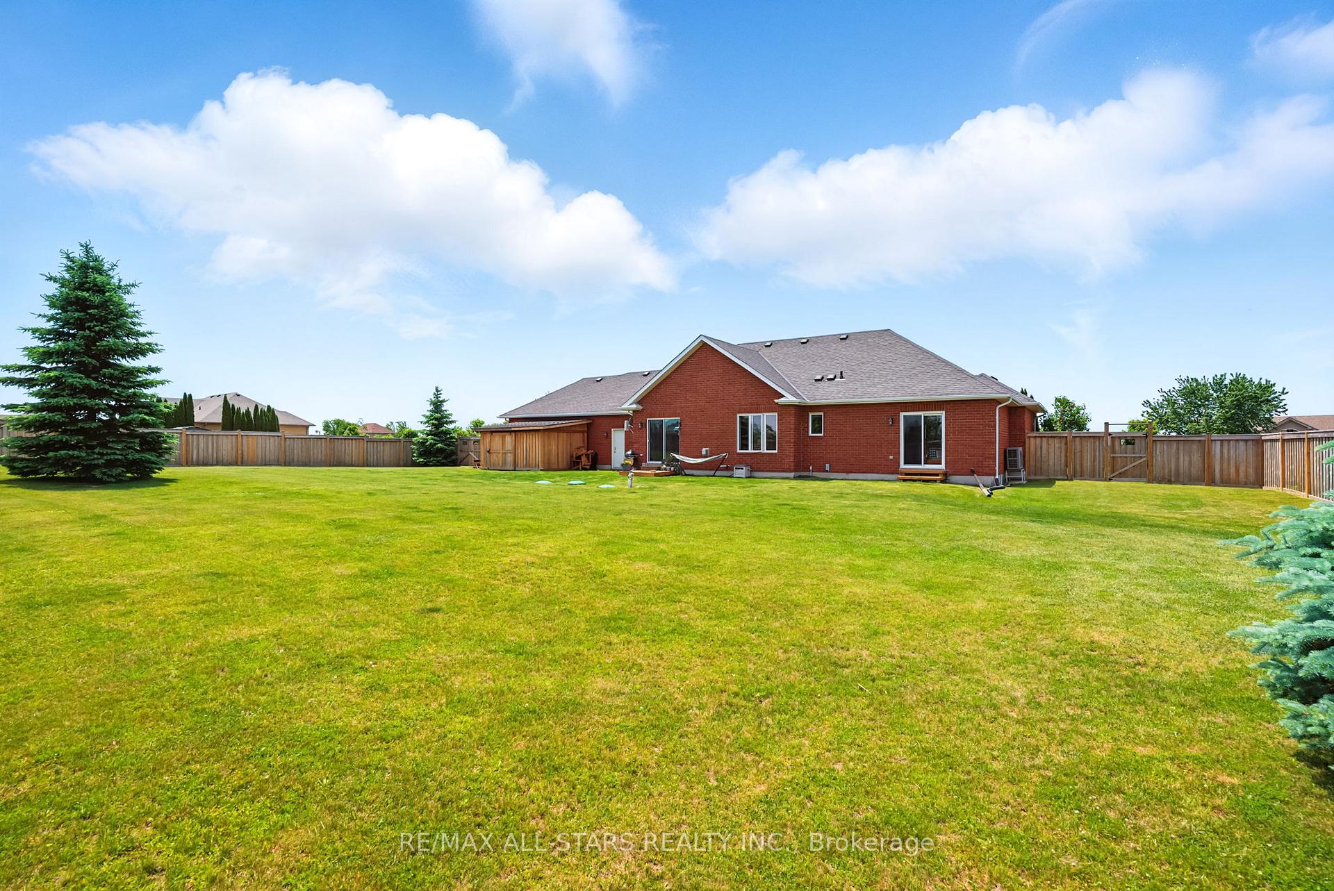 Photo 41 of 28 Bagshaw Crescent, Uxbridge, Rural Uxbridge — HOMEH