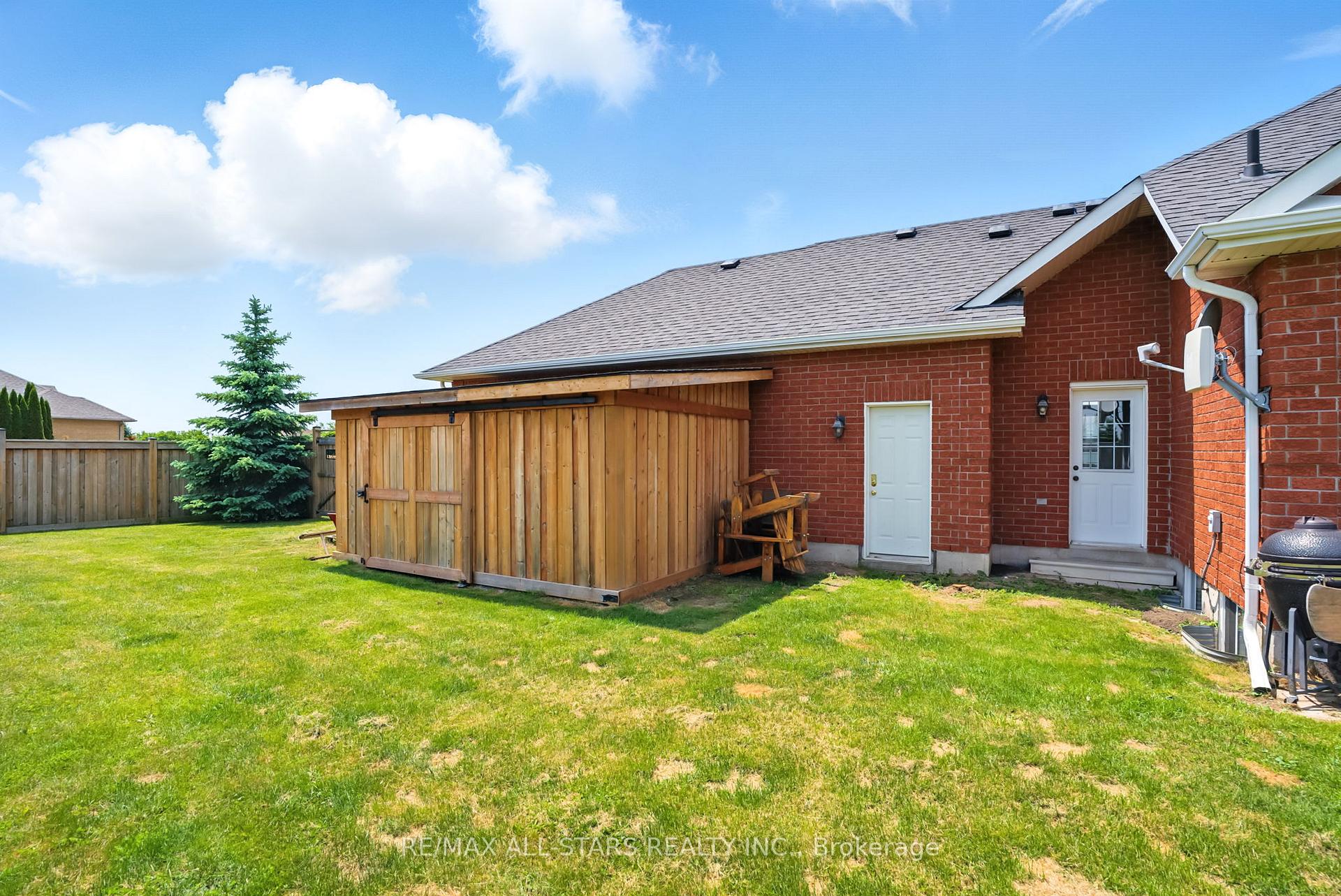 Photo 43 of 28 Bagshaw Crescent, Uxbridge, Rural Uxbridge — HOMEH