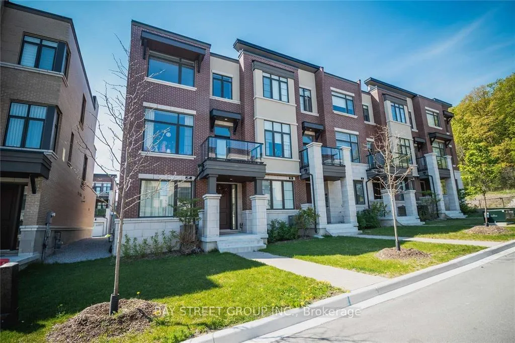 Photo 1 of 37 Carrville Woods Circle, Vaughan, Patterson — HOMEH