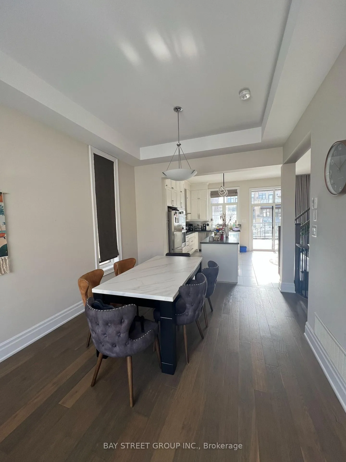 Photo 5 of 37 Carrville Woods Circle, Vaughan, Patterson — HOMEH