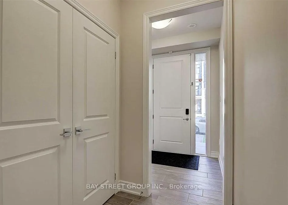 Photo 14 of 37 Carrville Woods Circle, Vaughan, Patterson — HOMEH