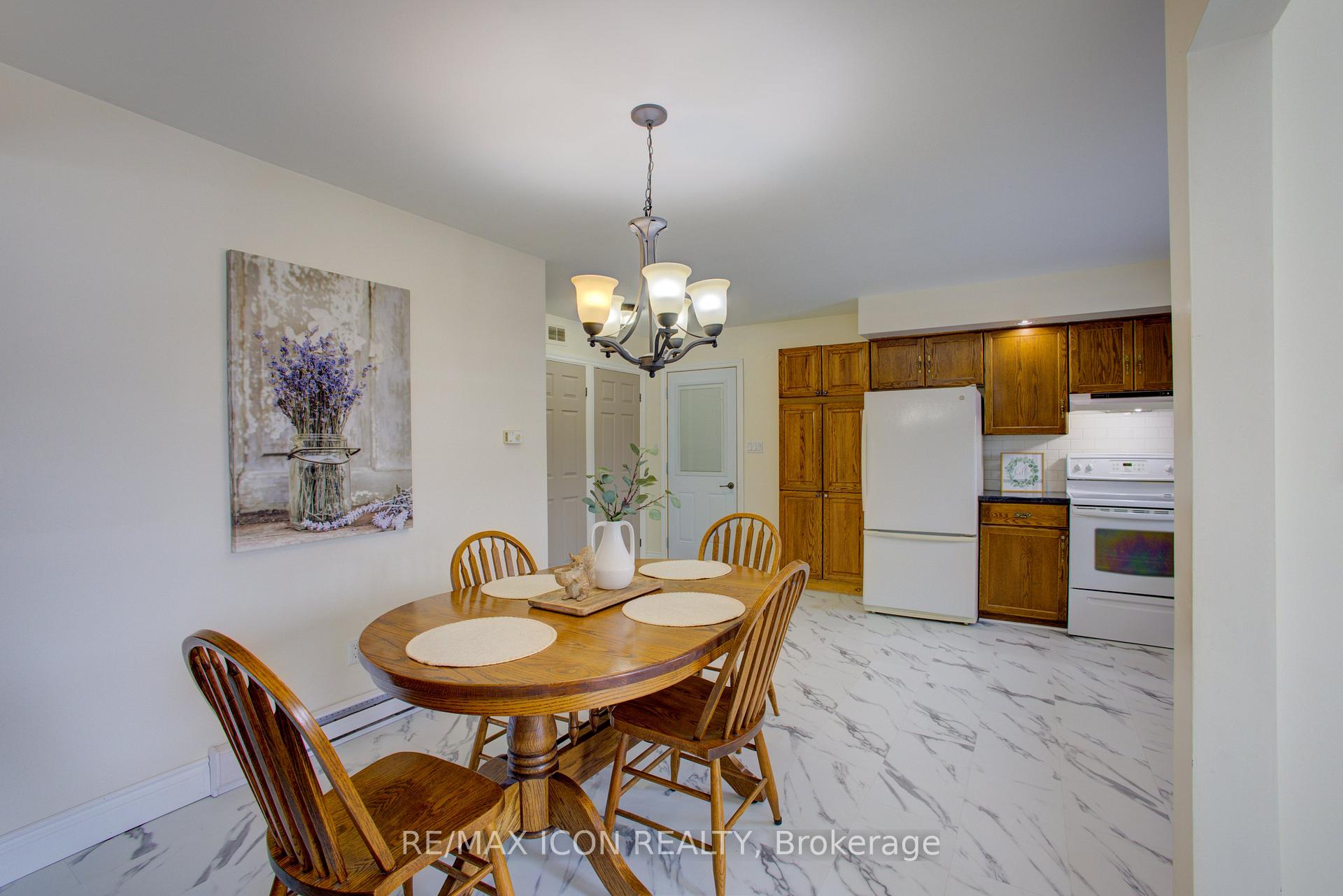 Photo 10 of 315 Birmingham Street E, Wellington North, Mount Forest — HOMEH