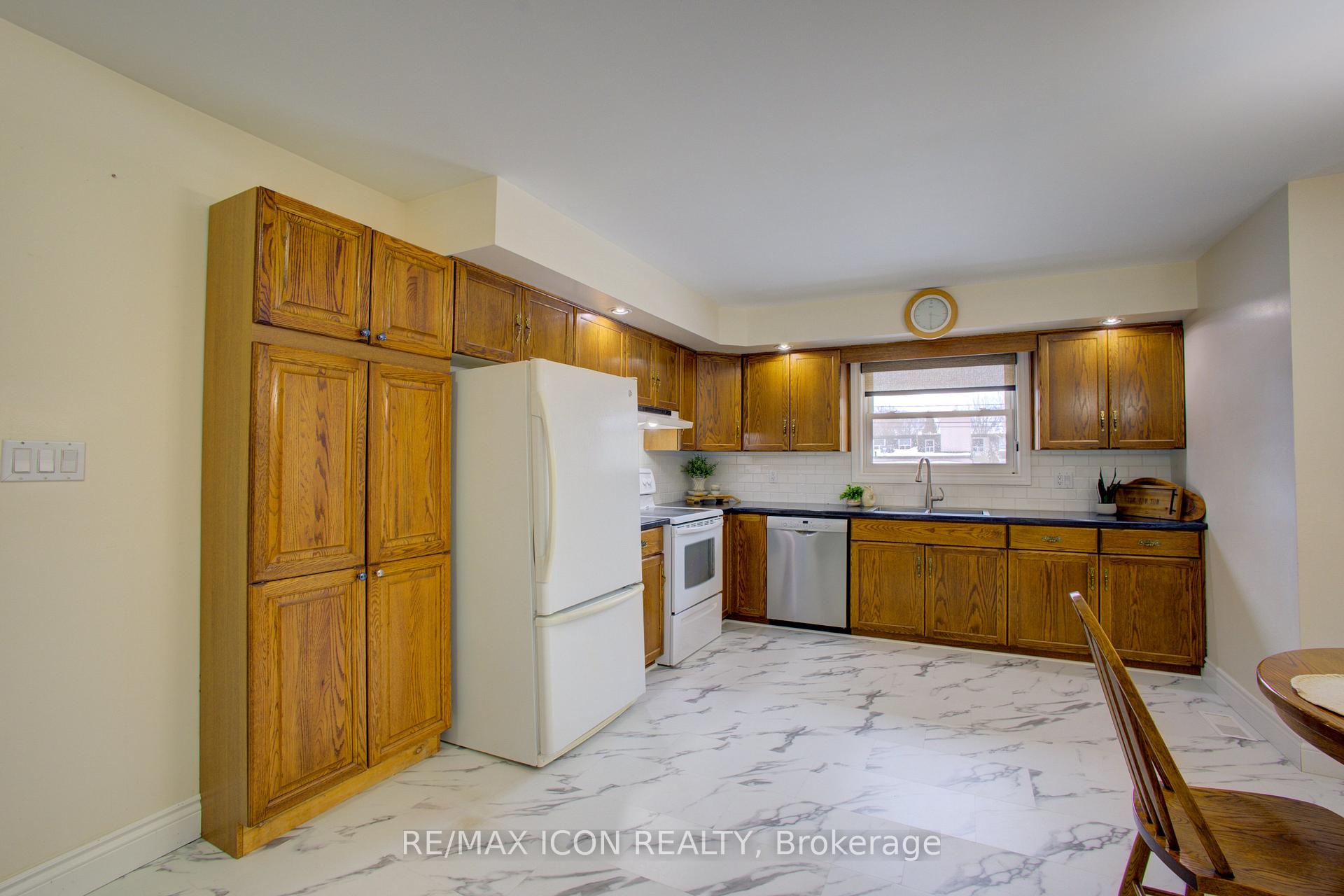 Photo 14 of 315 Birmingham Street E, Wellington North, Mount Forest — HOMEH