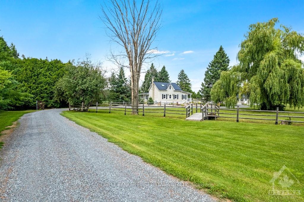 Photo 3 of 2344 Mclachlin Road, Beckwith, Beckwith Twp — HOMEH