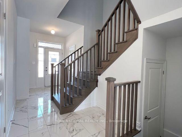 Photo 2 of 48 Lisa Street, Wasaga Beach — HOMEH