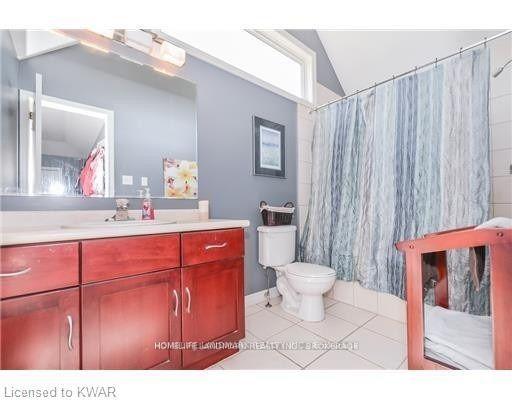 Photo 3 of 620 Frieburg Drive, Waterloo — HOMEH