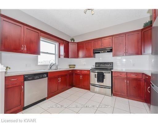 Photo 7 of 620 Frieburg Drive, Waterloo — HOMEH