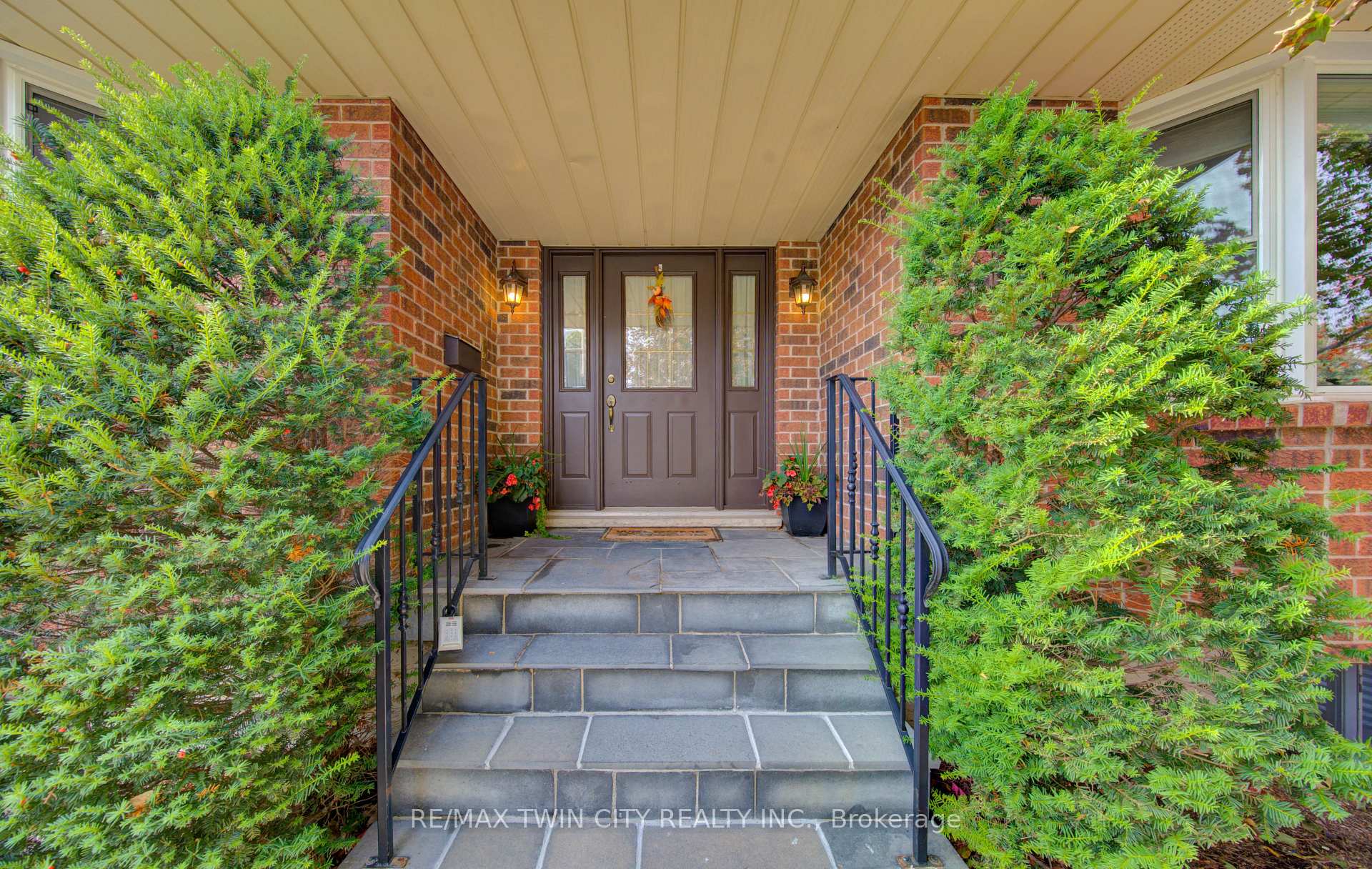 Photo 7 of 252 Old Abbey Road, Waterloo, Colonial Acres — HOMEH