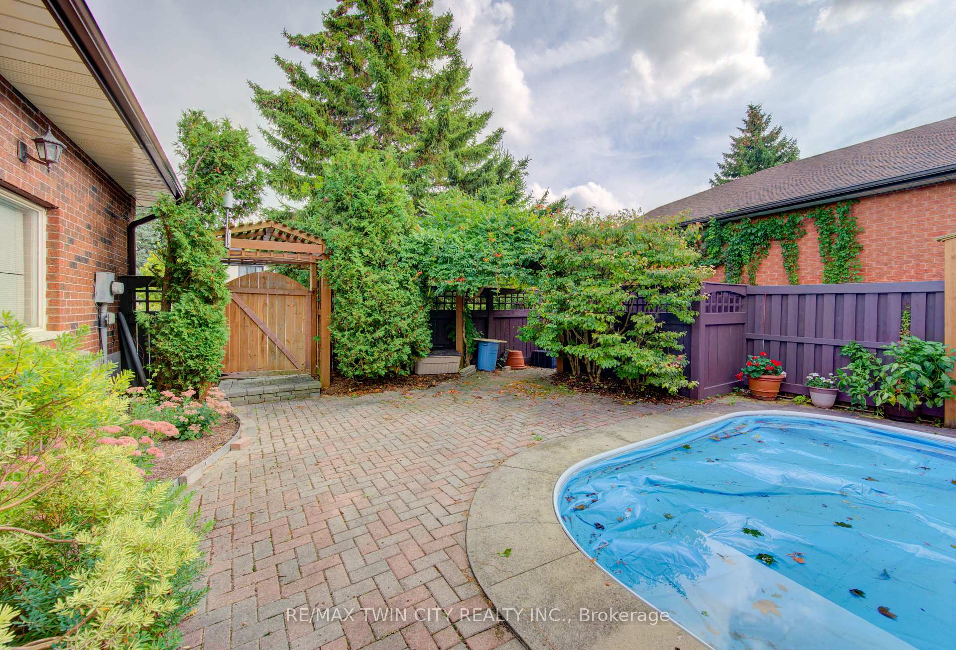 Photo 44 of 252 Old Abbey Road, Waterloo, Colonial Acres — HOMEH