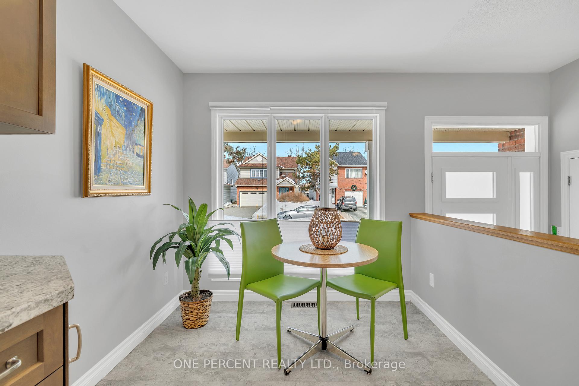 Photo 13 of 5122 Lerner Way, Ottawa, Beacon Hill South — HOMEH