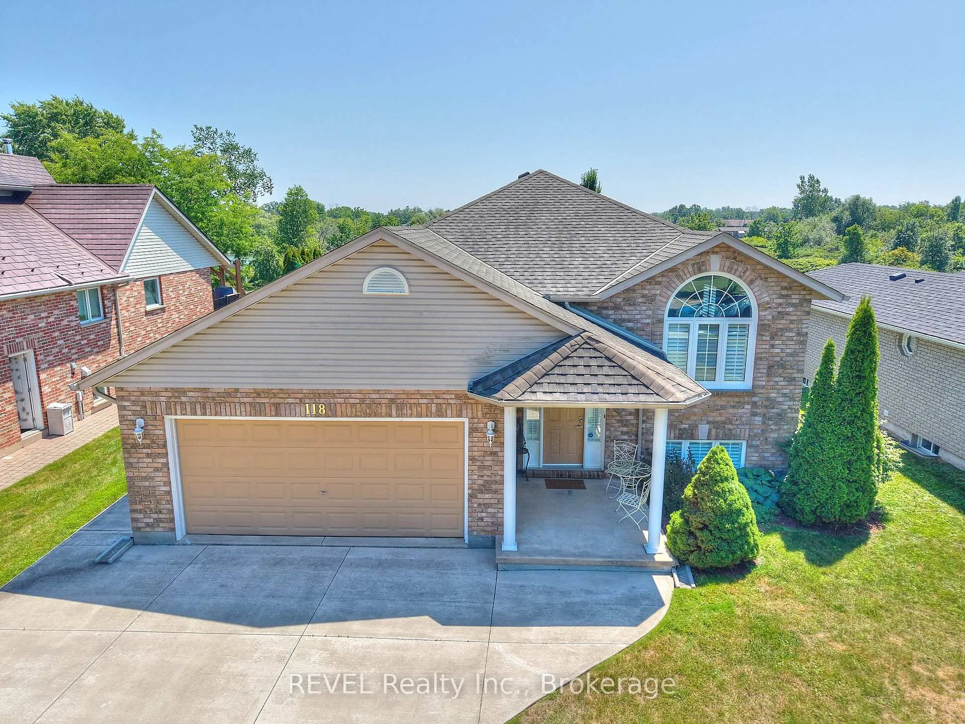 Photo 11 of 118 Colbeck Drive, Welland, Coyle Creek — HOMEH