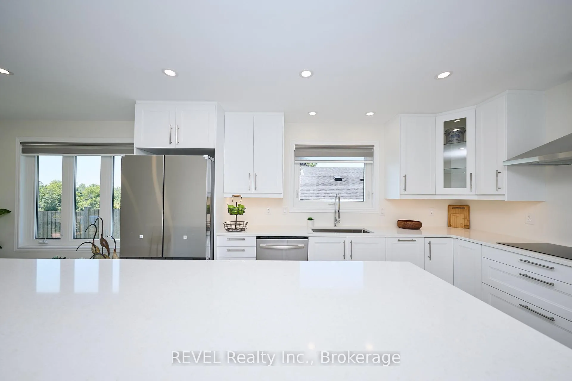 Photo 19 of 118 Colbeck Drive, Welland, Coyle Creek — HOMEH