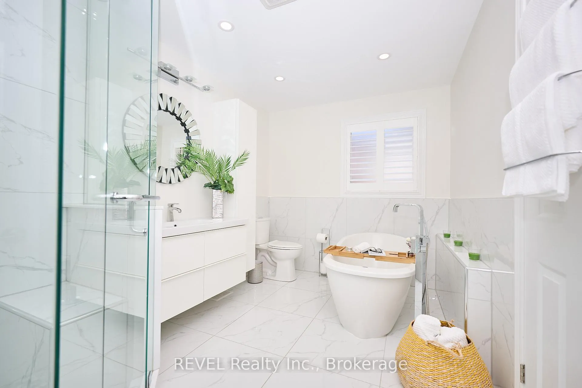 Photo 27 of 118 Colbeck Drive, Welland, Coyle Creek — HOMEH