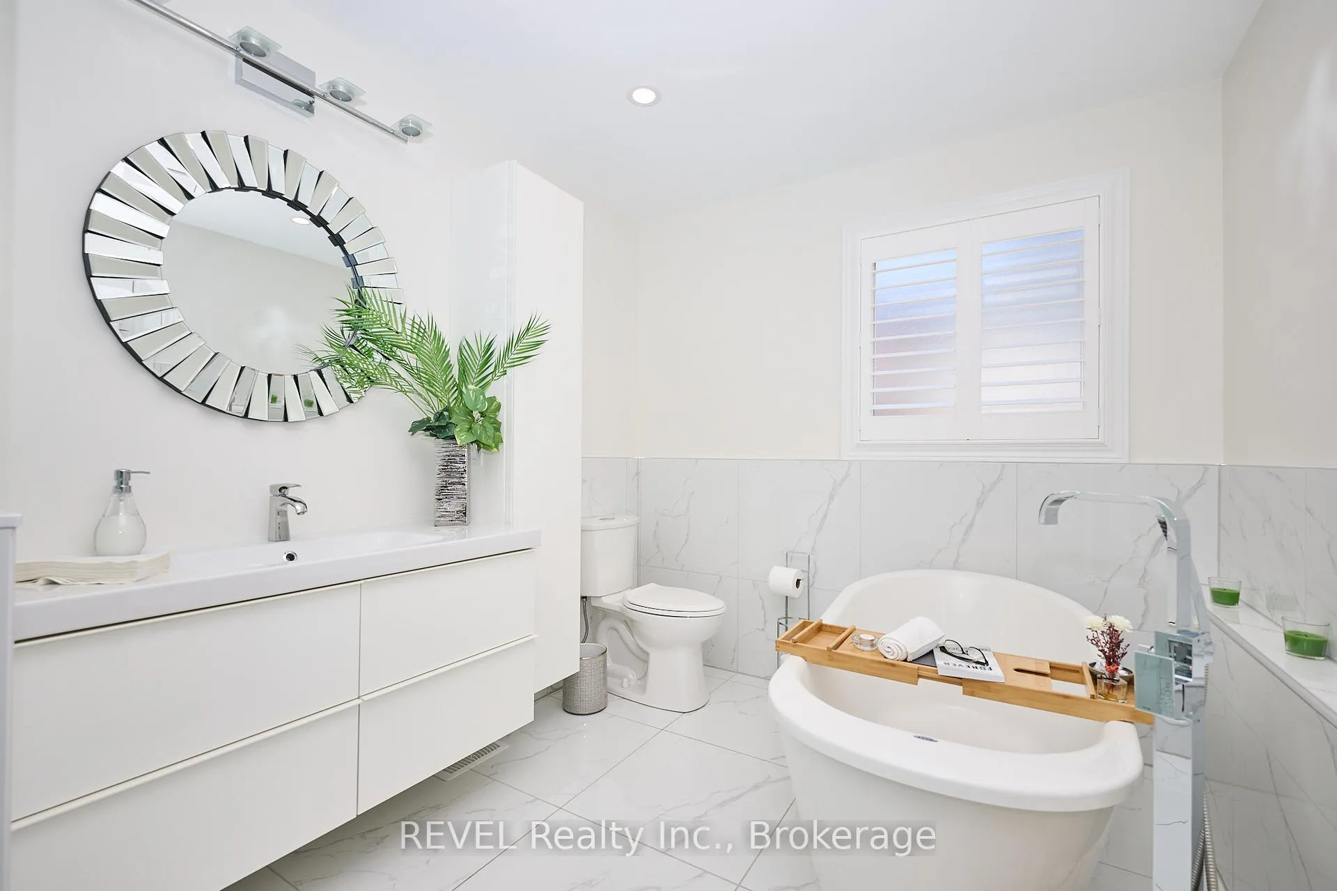 Photo 28 of 118 Colbeck Drive, Welland, Coyle Creek — HOMEH