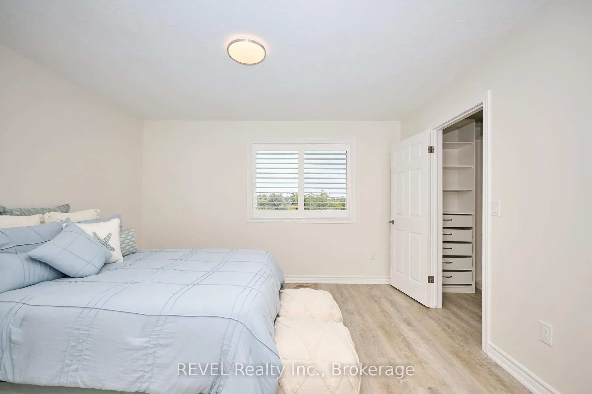 Photo 32 of 118 Colbeck Drive, Welland, Coyle Creek — HOMEH