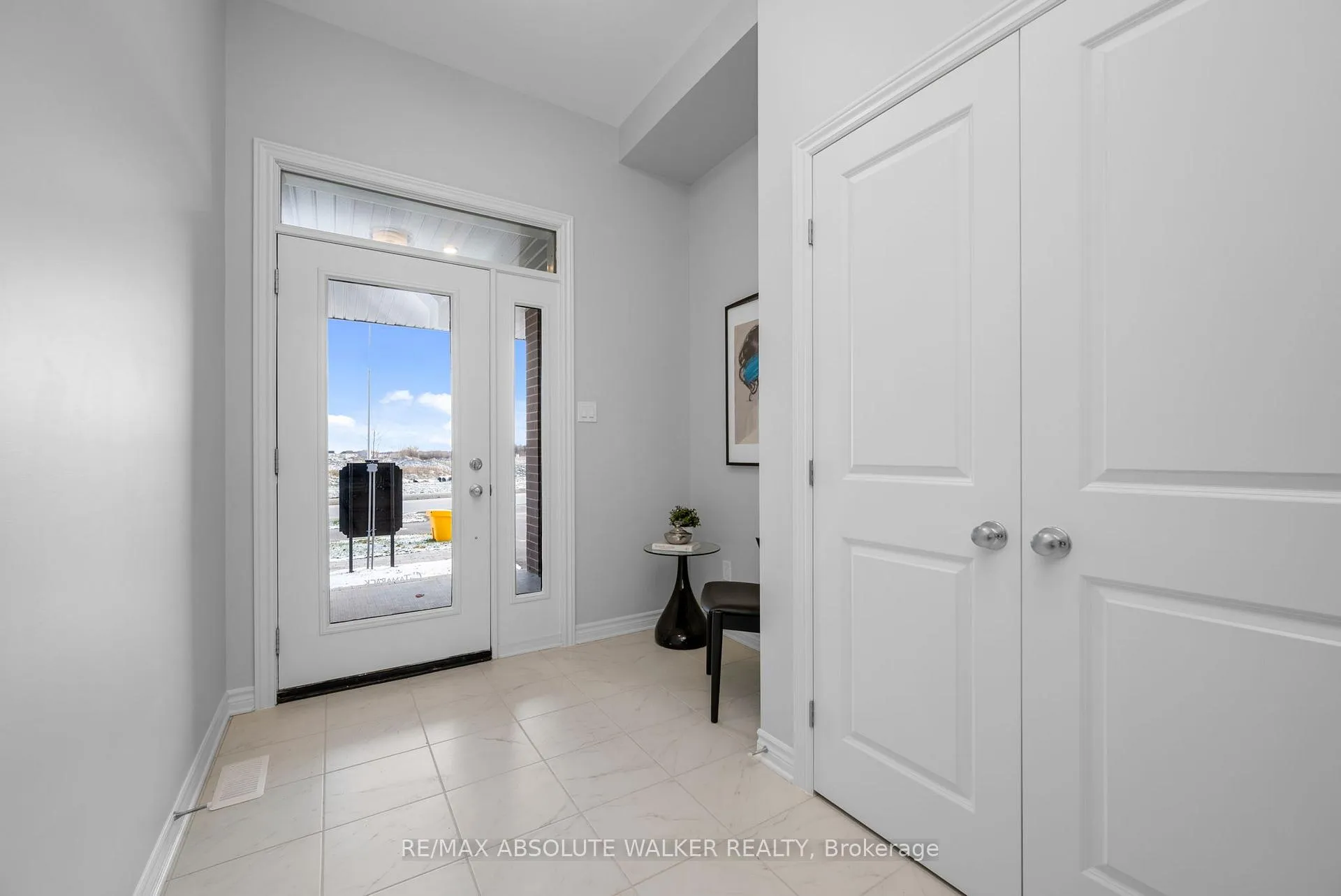 Photo 4 of 152 Kerala Place, Ottawa, Blossom Park/Kemp Park/Findlay Creek — HOMEH