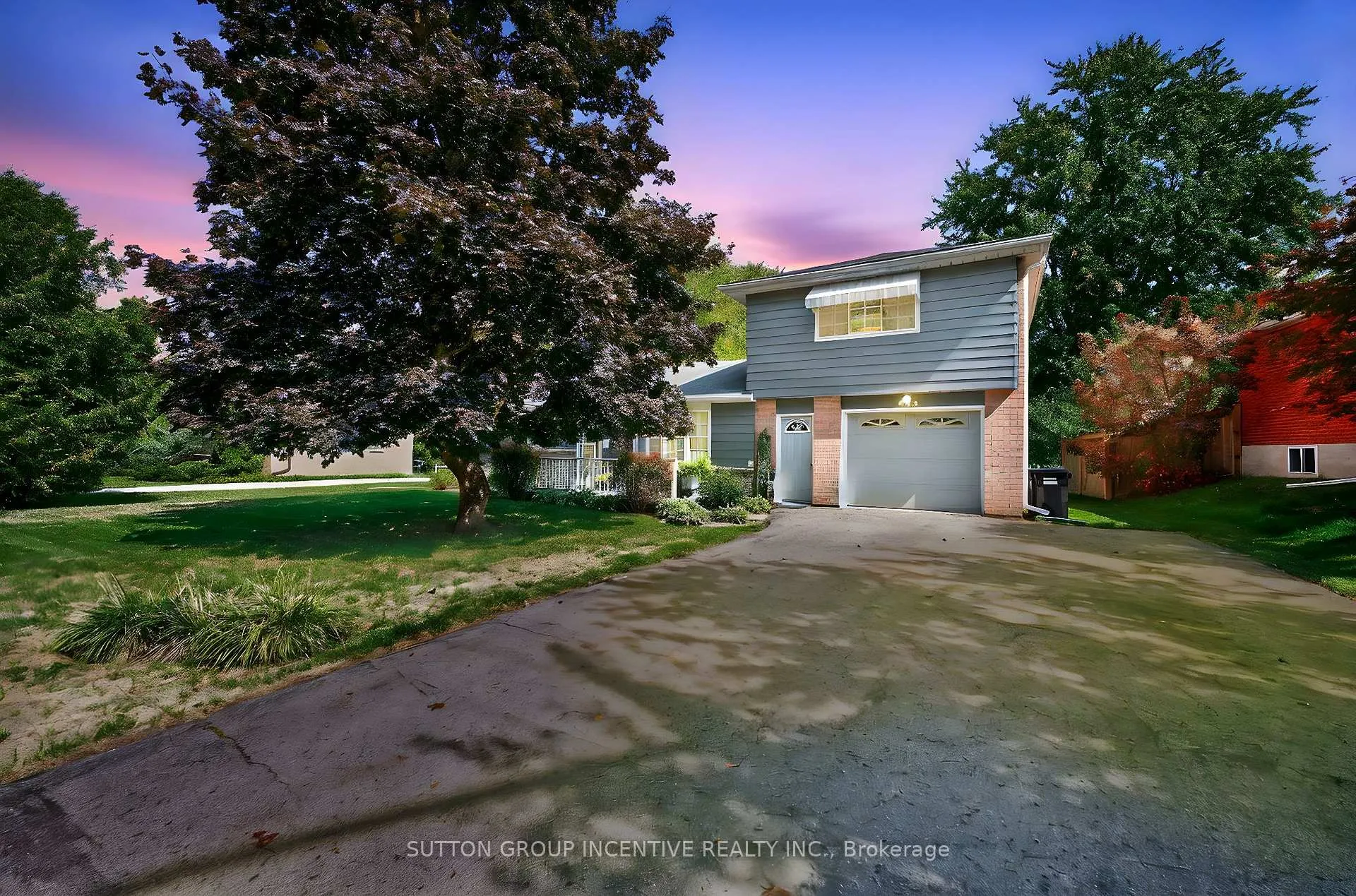 Photo 5 of 218 Crawford Street, Barrie, Ardagh — HOMEH