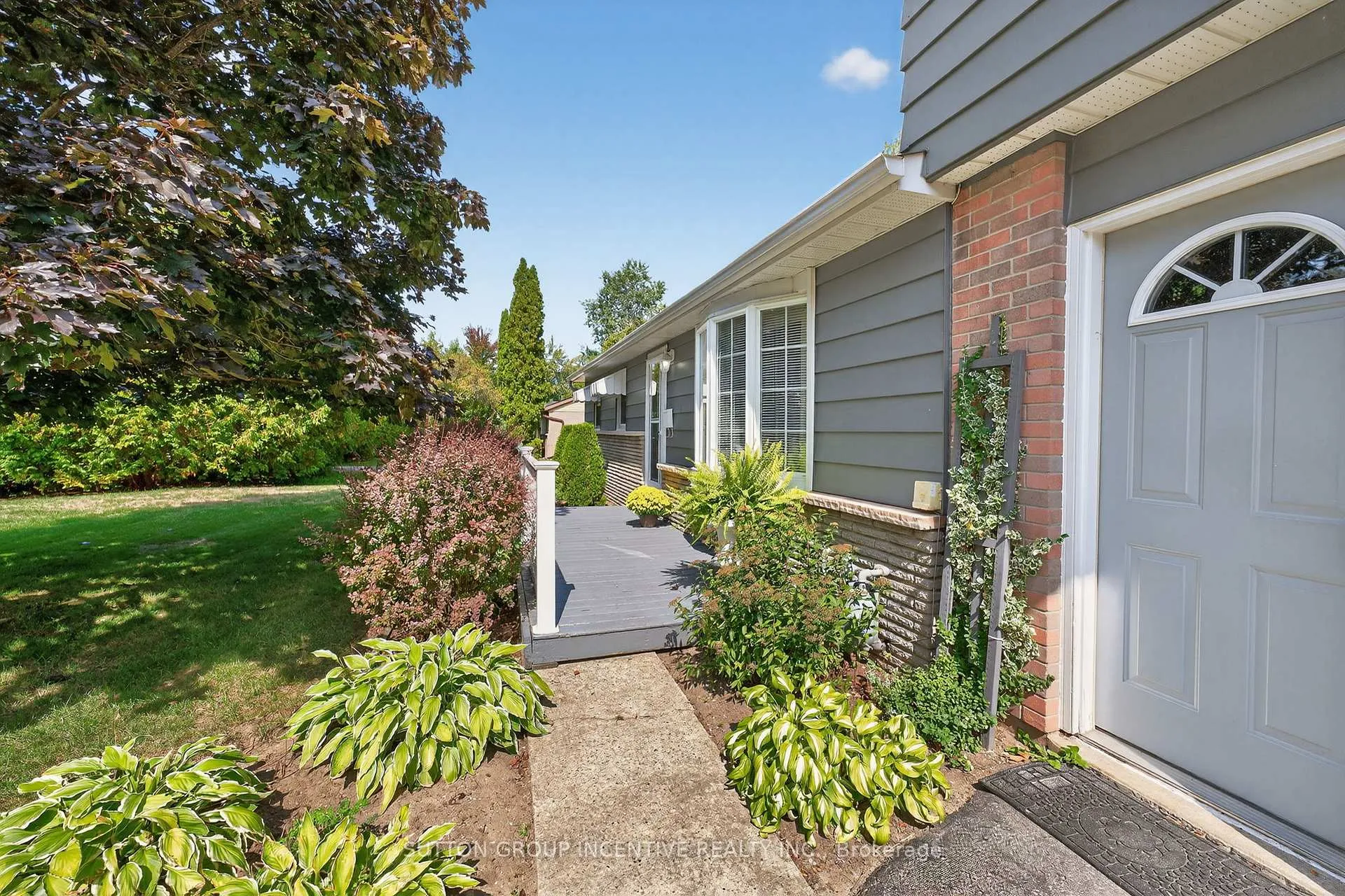 Photo 8 of 218 Crawford Street, Barrie, Ardagh — HOMEH
