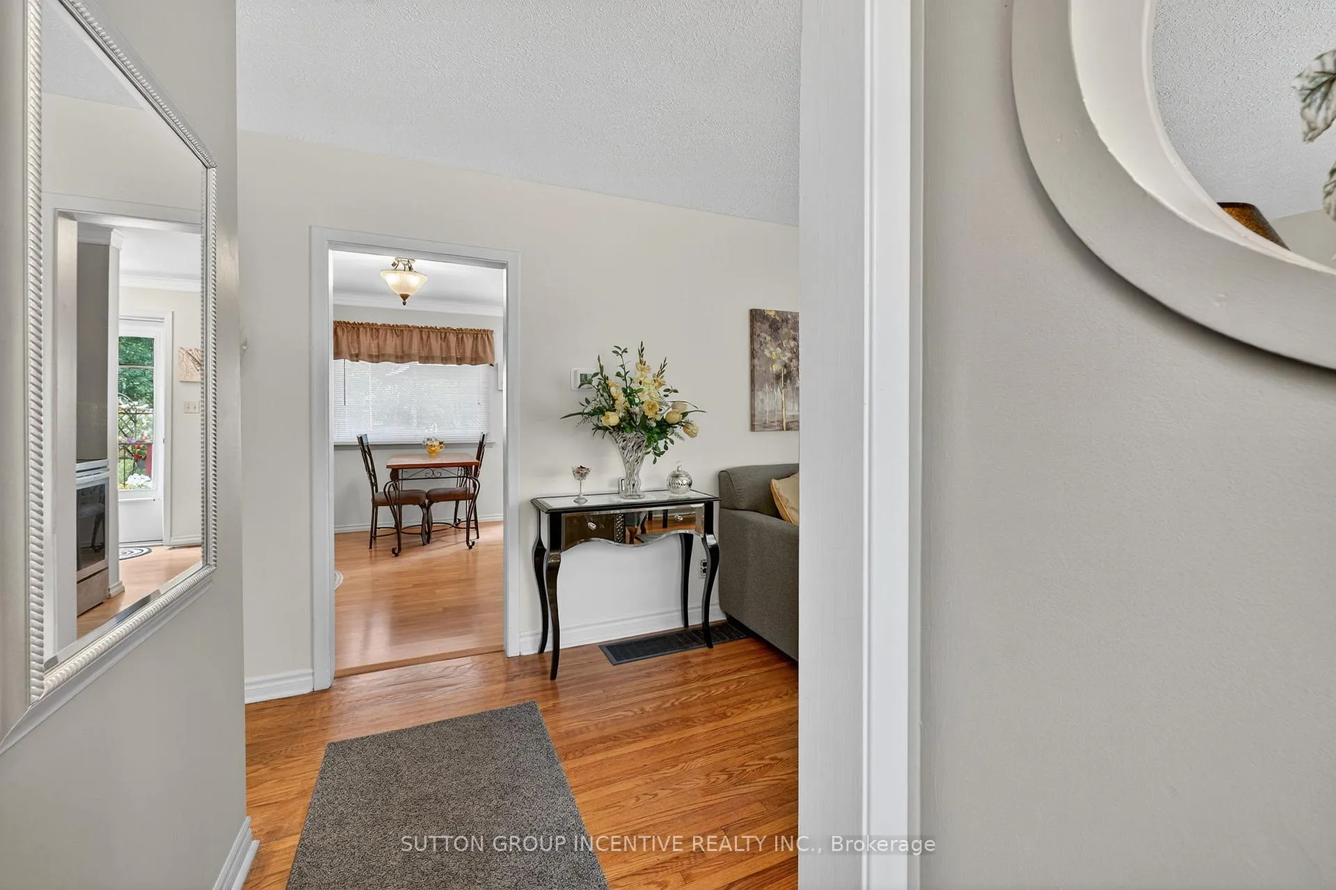 Photo 10 of 218 Crawford Street, Barrie, Ardagh — HOMEH