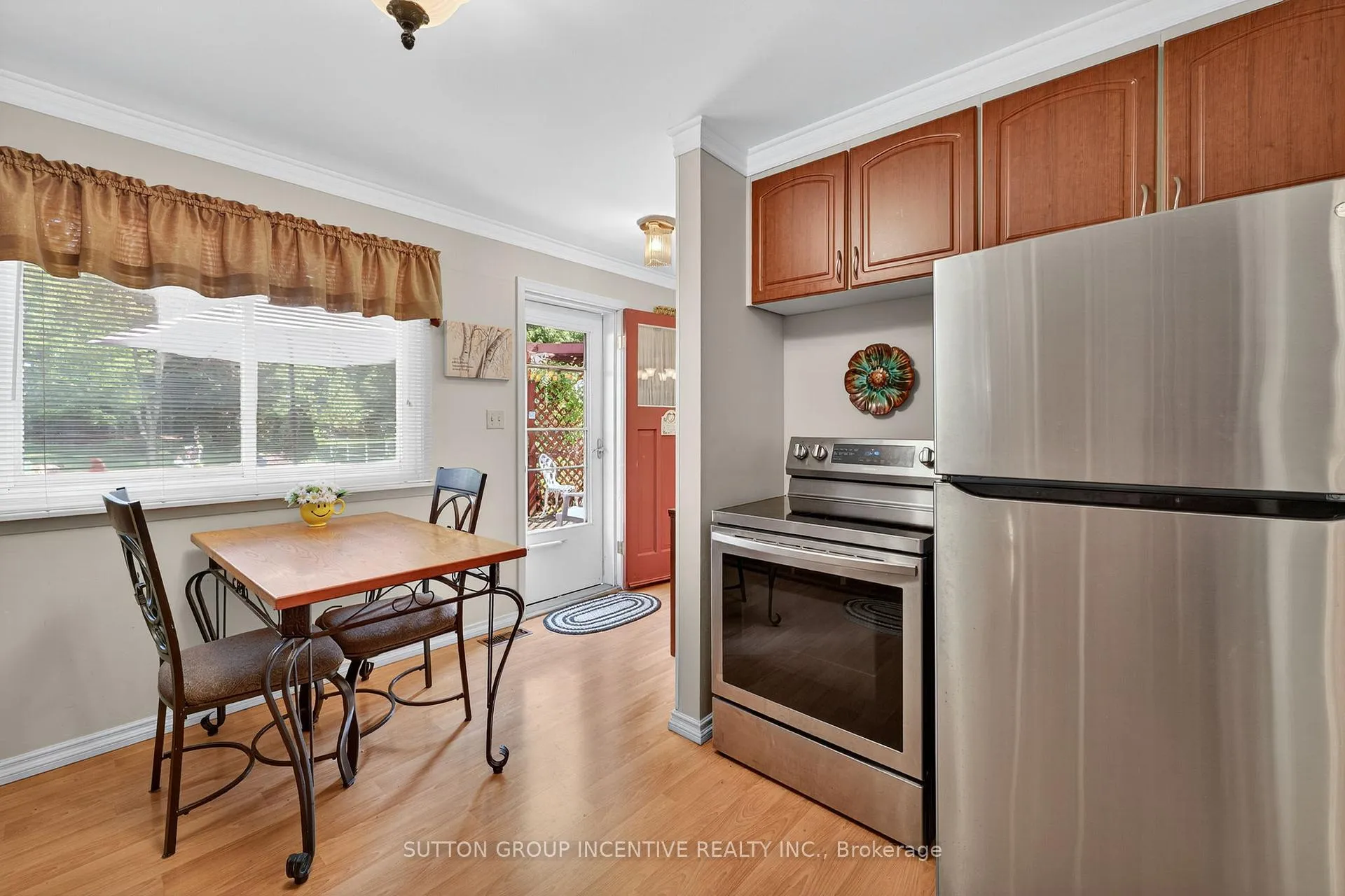 Photo 21 of 218 Crawford Street, Barrie, Ardagh — HOMEH