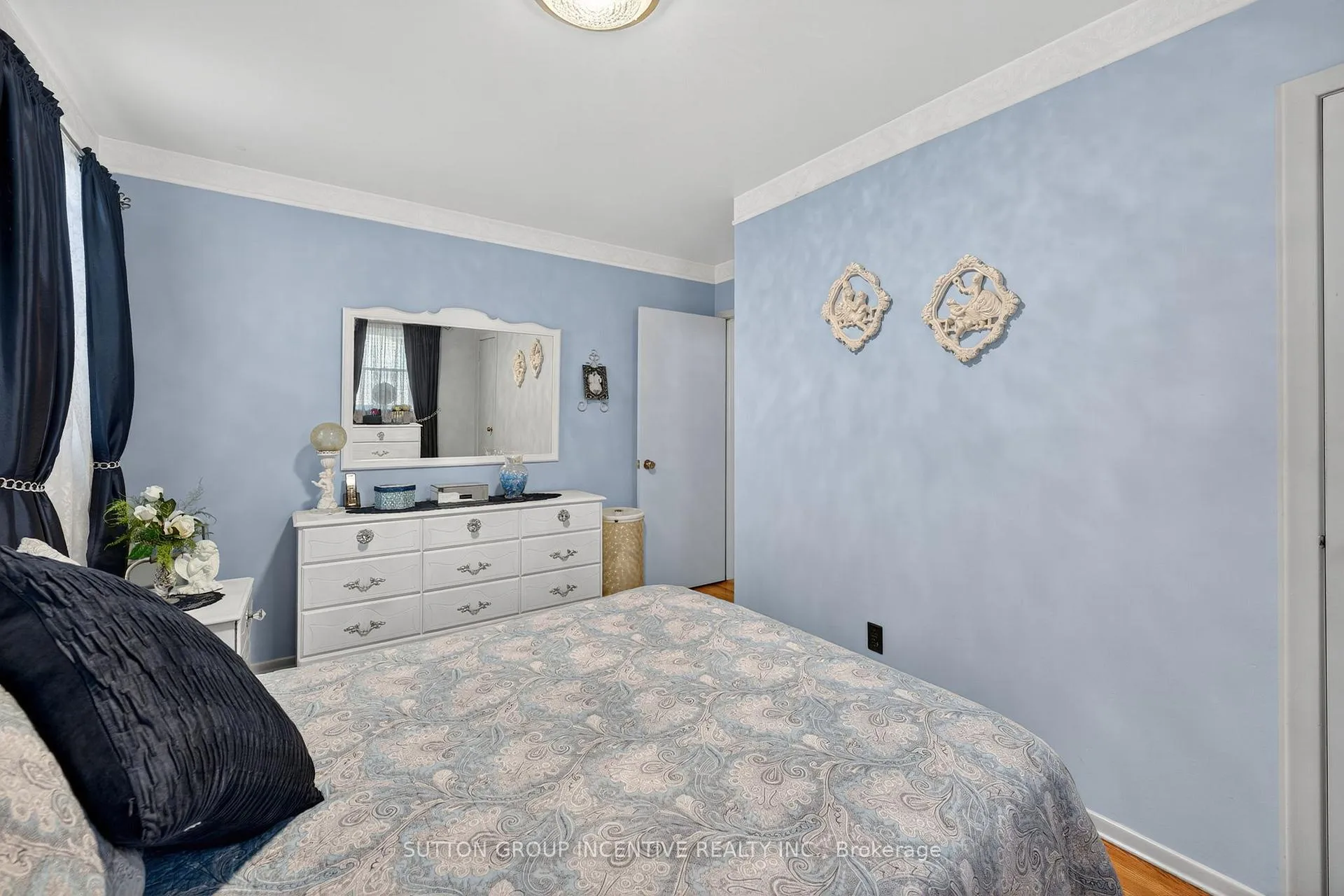 Photo 42 of 218 Crawford Street, Barrie, Ardagh — HOMEH