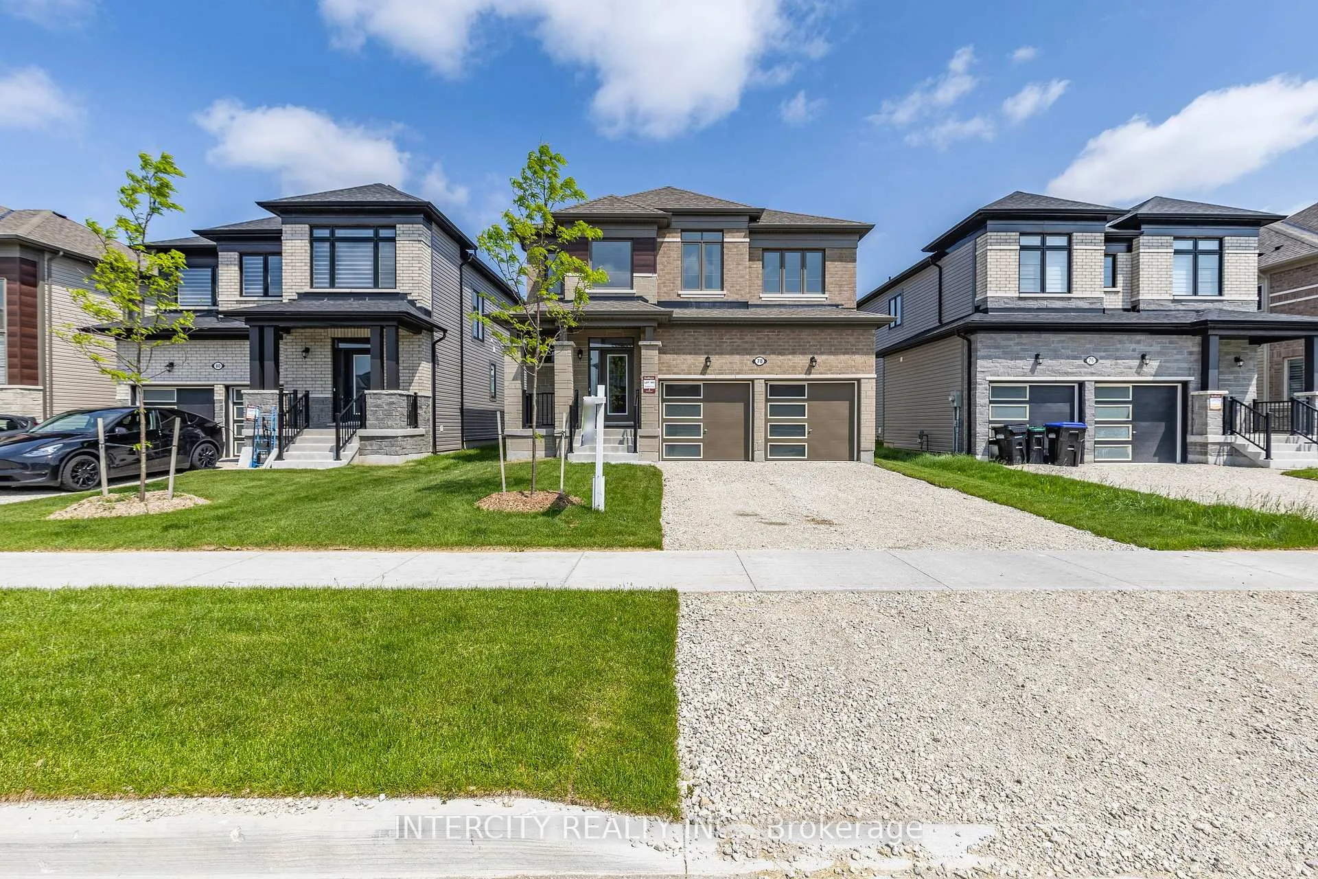 Front of 78 Season Crescent