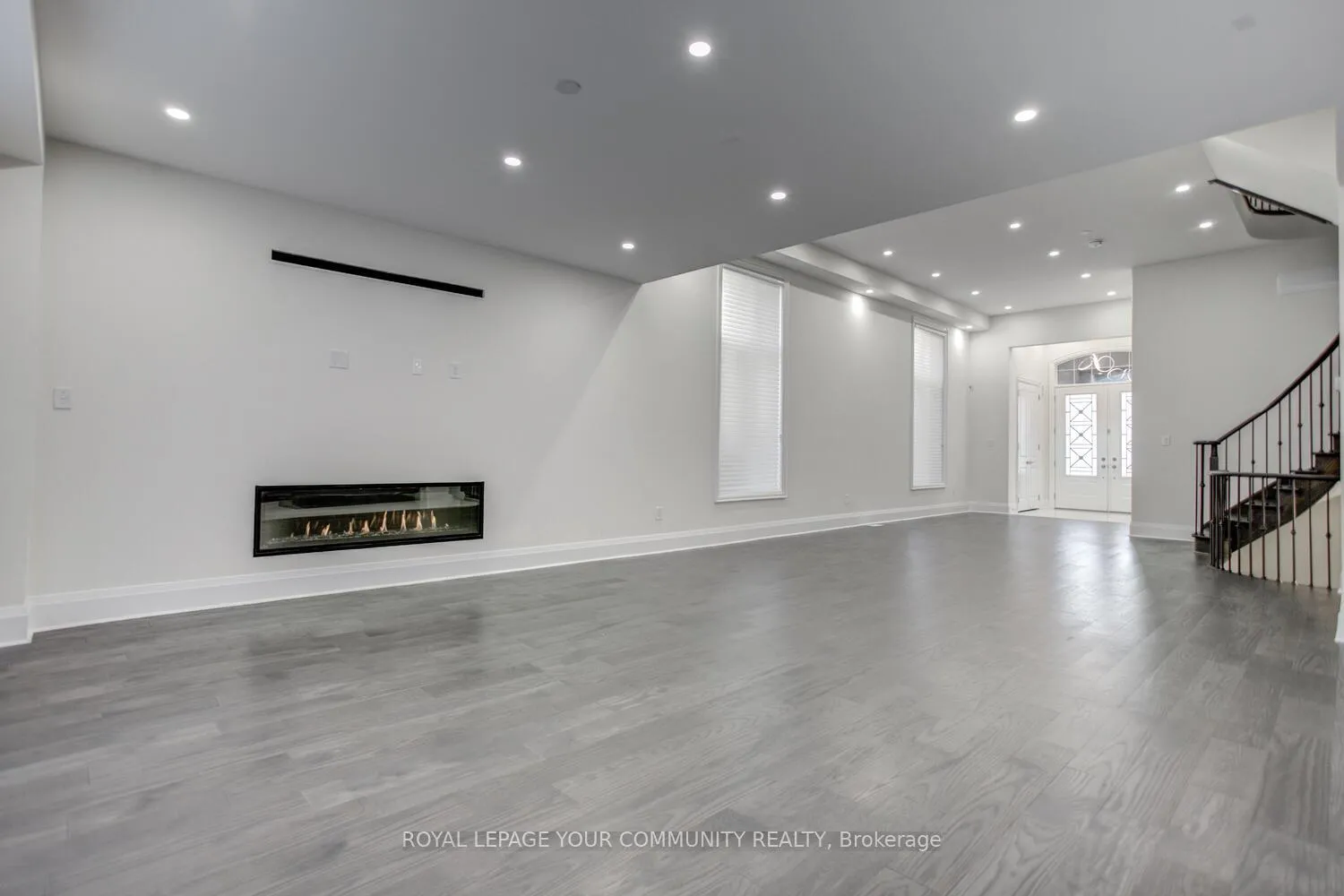 Photo 7 of 13 Bannockburn Drive, Vaughan, Vellore Village — HOMEH