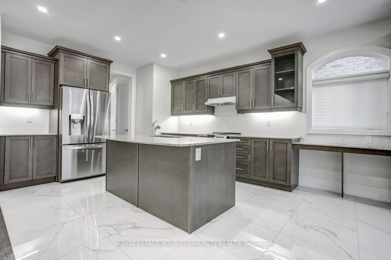Photo 16 of 13 Bannockburn Drive, Vaughan, Vellore Village — HOMEH