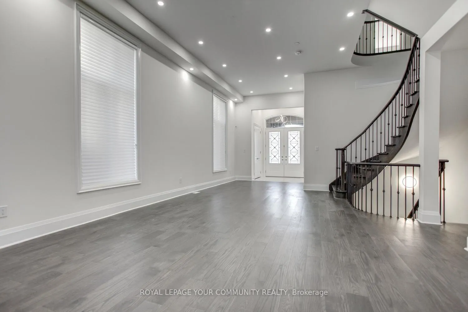 Photo 17 of 13 Bannockburn Drive, Vaughan, Vellore Village — HOMEH