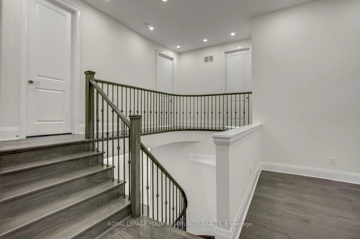 Photo 28 of 13 Bannockburn Drive, Vaughan, Vellore Village — HOMEH