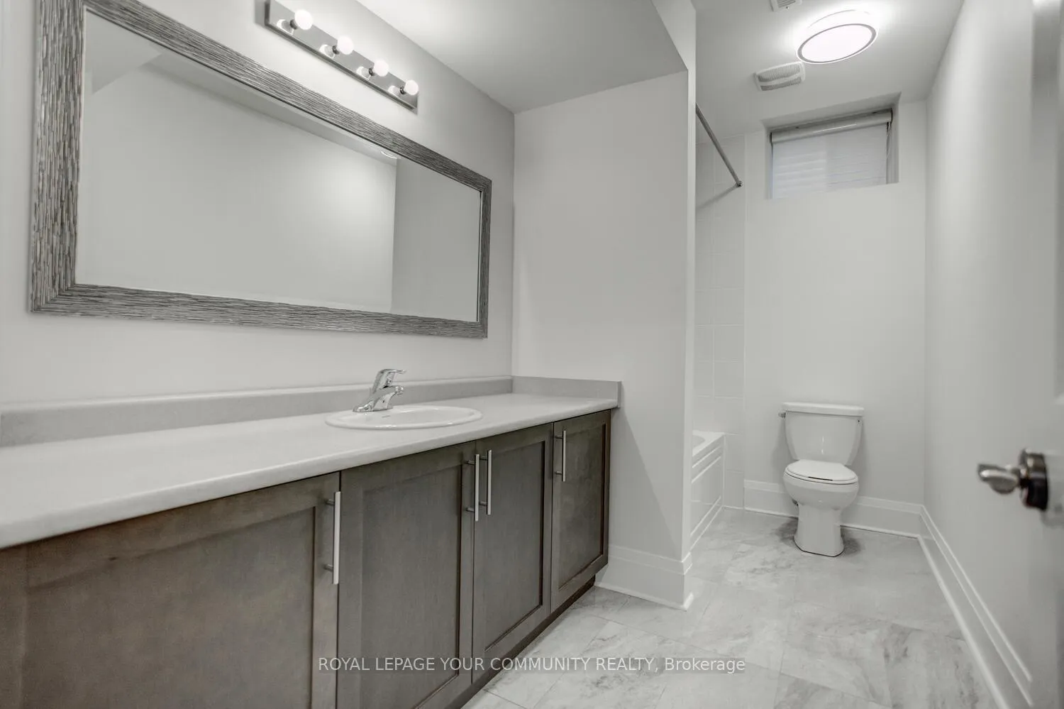 Photo 40 of 13 Bannockburn Drive, Vaughan, Vellore Village — HOMEH