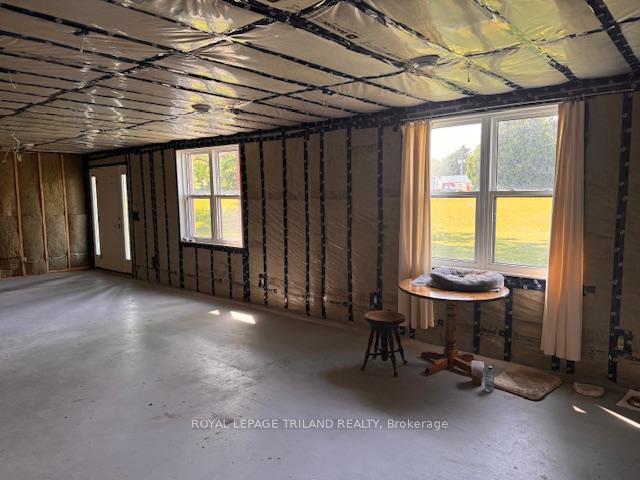 Photo 6 of 24353 Pioneer Line, West Elgin, Rural West Elgin — HOMEH