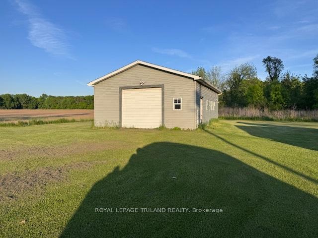 Photo 16 of 24353 Pioneer Line, West Elgin, Rural West Elgin — HOMEH