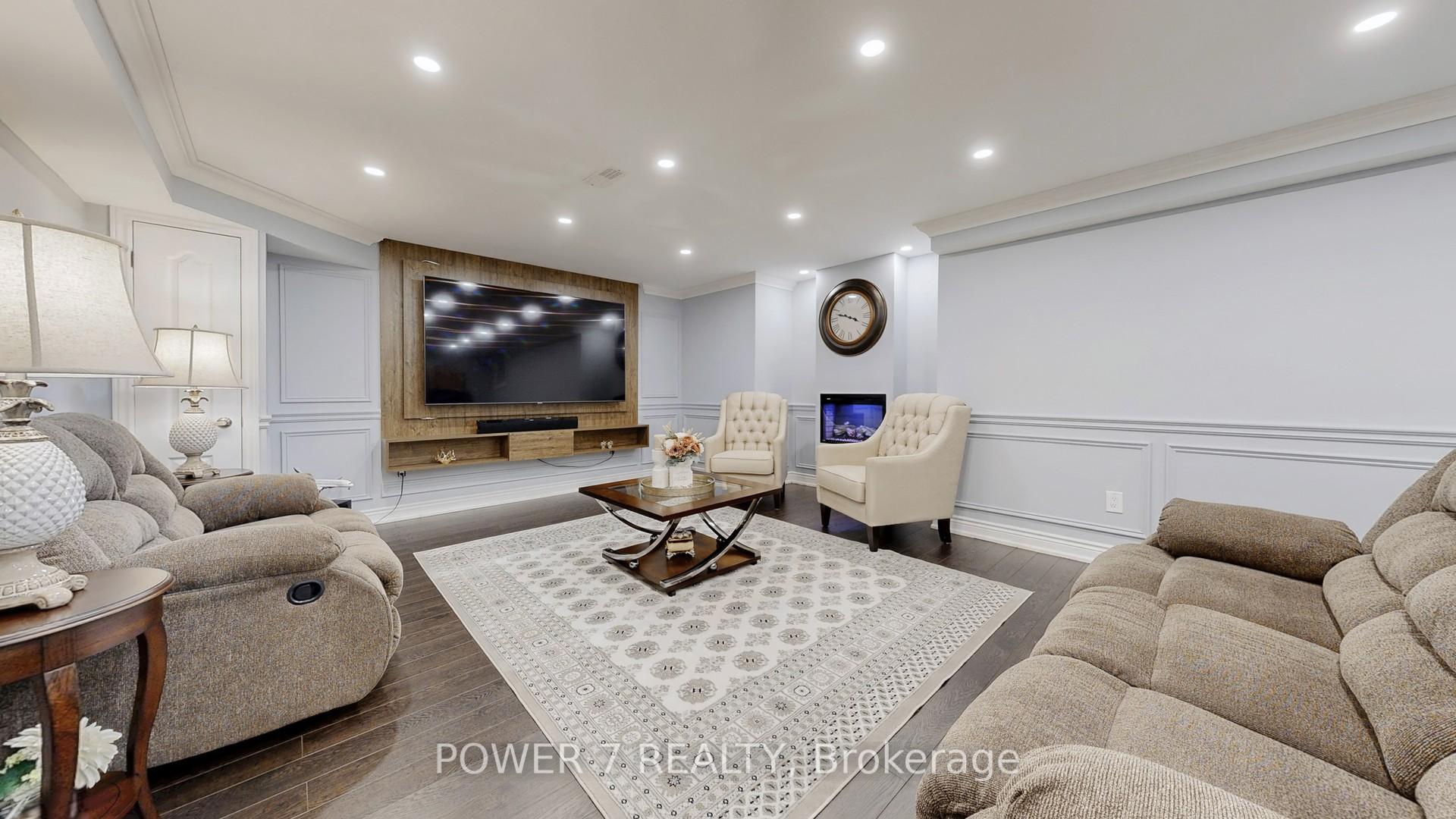 Photo 39 of 241 Degraaf Crescent, Aurora, Rural Aurora — HOMEH