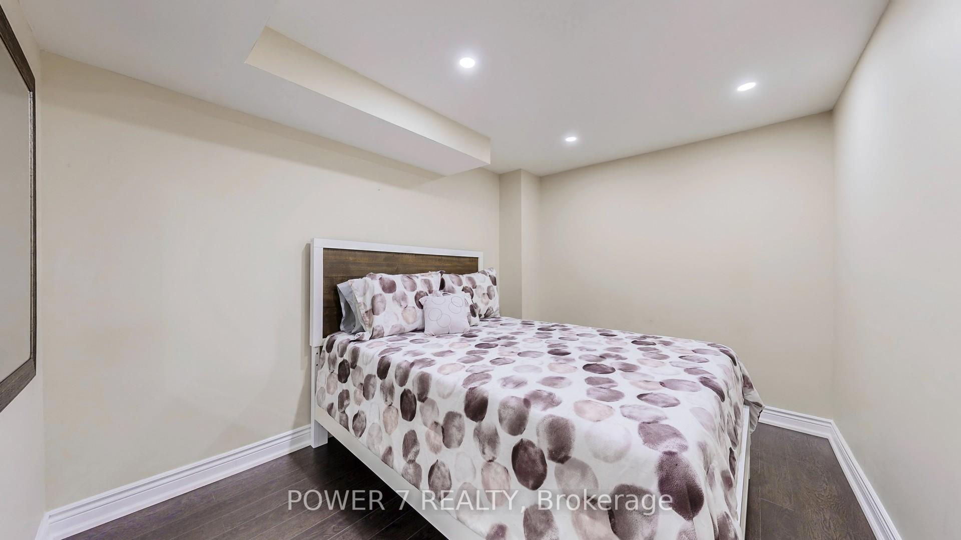 Photo 46 of 241 Degraaf Crescent, Aurora, Rural Aurora — HOMEH