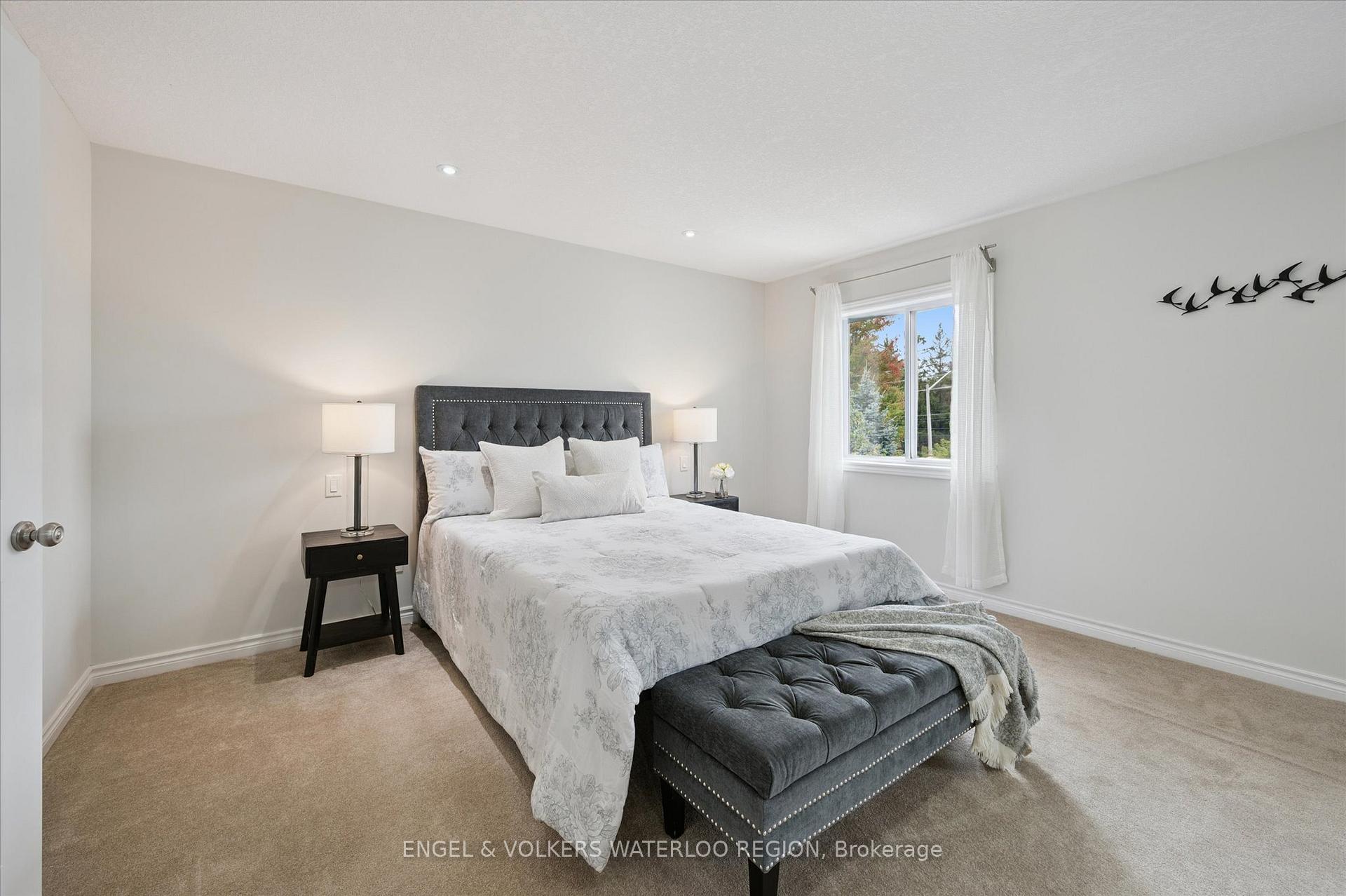 Photo 21 of 329 Westpark Crescent, Waterloo — HOMEH